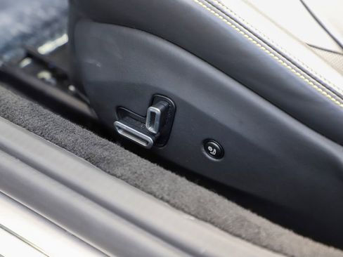 Certified 2020 Ferrari Portofino image 48