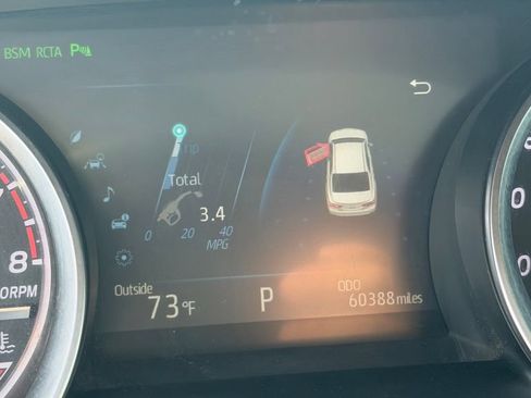 Used 2018 Toyota Camry XLE w/ Protection Package (Q2) FWD image 28