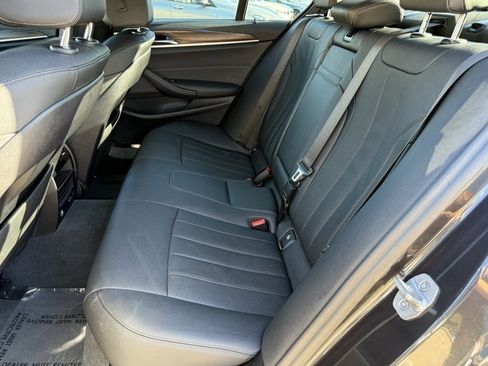 Certified 2023 BMW 530e w/ Convenience Package image 31