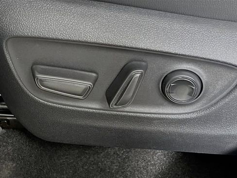 New 2026 Toyota Grand Highlander Limited image 13