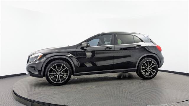Used 2015 Mercedes-Benz GLA 250 4MATIC image 3