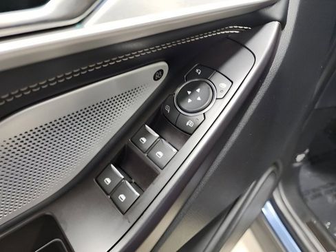 Used 2020 Ford Explorer ST w/ Premium Technology Package image 27