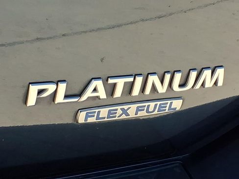 Used 2015 Nissan Armada Platinum image 10