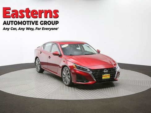 Used 2023 Nissan Altima 2.5 SL FWD image 50