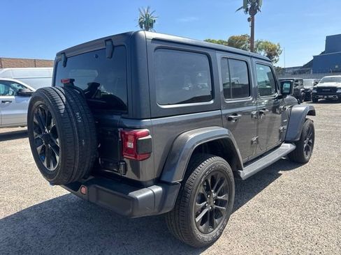 Used 2023 Jeep Wrangler Unlimited Sahara w/ Cold Weather Group AWD/4WD image 5