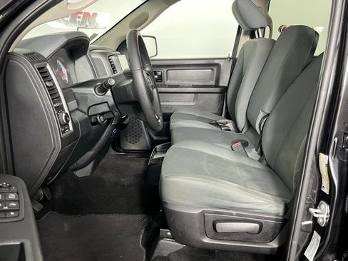 Used 2016 RAM 1500 Express w/ Black Ram 1500 Express Group image 24