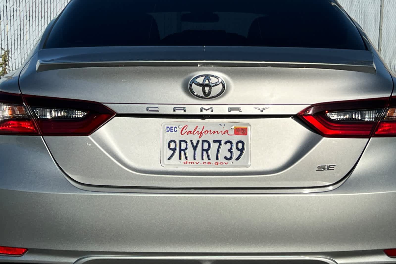 Used 2021 Toyota Camry SE FWD image 22