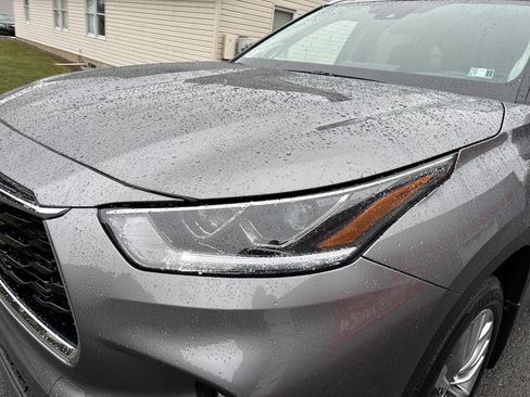 Certified 2026 Toyota Highlander Platinum image 10