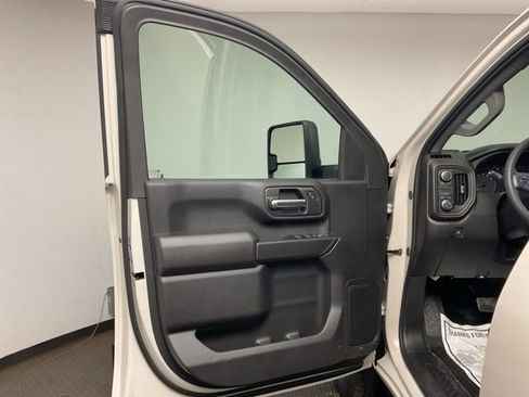 New 2026 Chevrolet Silverado 2500 Custom w/ Custom Convenience Package image 9