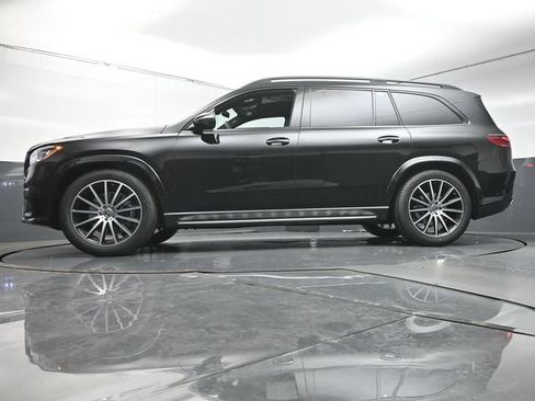 Used 2026 Mercedes-Benz GLS 450 4MATIC image 37