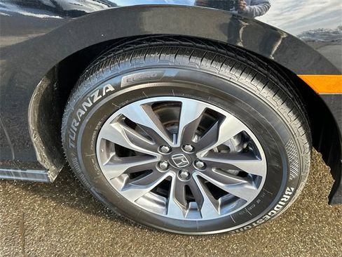 Used 2024 Honda Odyssey EX-L image 7