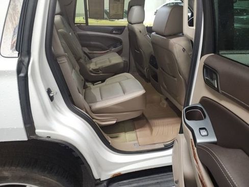 Used 2015 Chevrolet Tahoe LTZ AWD/4WD image 16