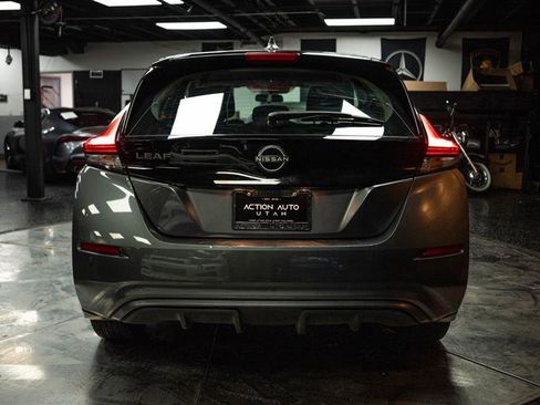 Used 2025 Nissan Leaf S image 6