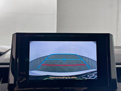 Used 2024 Toyota Corolla LE image 21