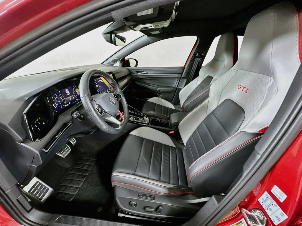 Used 2024 Volkswagen GTI SE FWD image 20