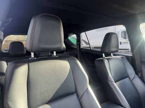 Used 2016 Toyota RAV4 SE image 20