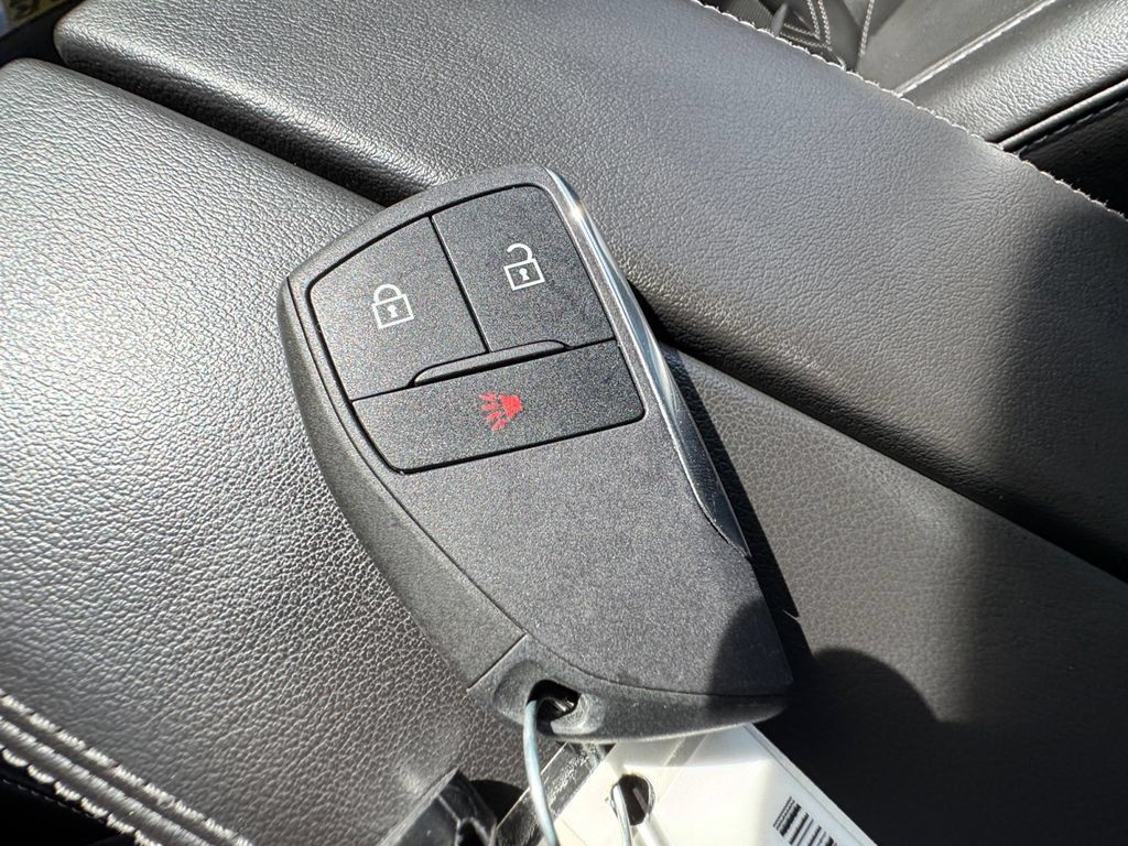 Used 2024 Buick Envision Preferred AWD/4WD image 33
