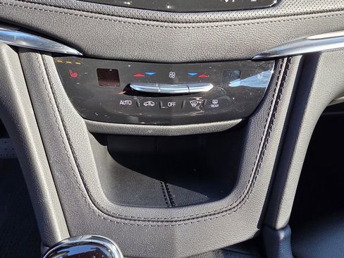 Used 2024 Cadillac XT5 Luxury image 22