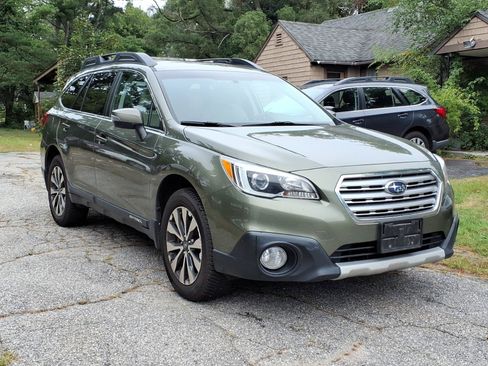 Used 2015 Subaru Outback 2.5i Limited AWD/4WD image 4