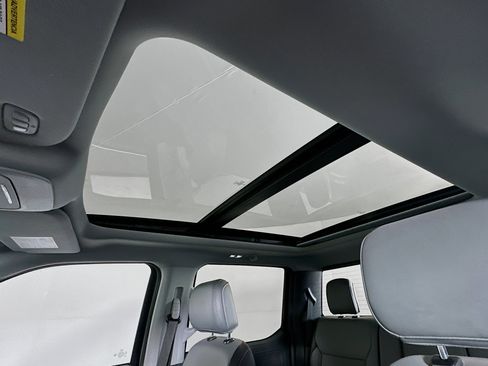 Used 2021 Ford F150 Lariat w/ Equipment Group 502A High image 26