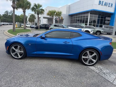 Used 2018 Chevrolet Camaro LT w/ RS Package image 7