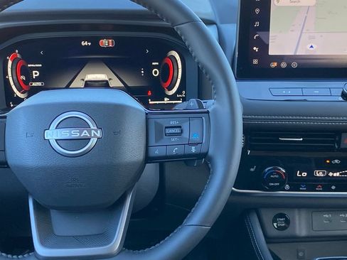 New 2026 Nissan Rogue Platinum w/ Platinum Premium Package AWD/4WD image 25