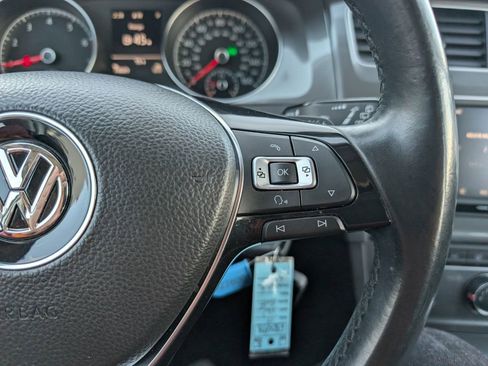 Used 2017 Volkswagen Golf Alltrack SE image 28