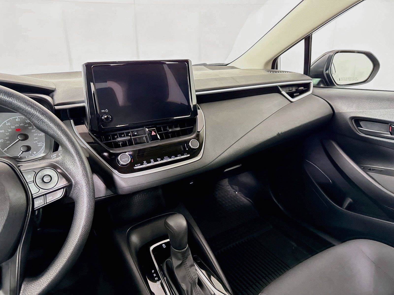 Certified 2024 Toyota Corolla LE FWD image 31