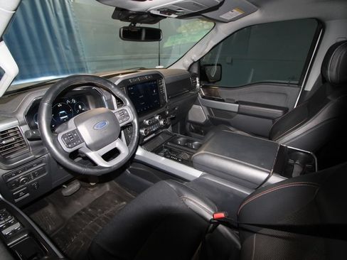 Used 2022 Ford F150 Lariat AWD/4WD image 2
