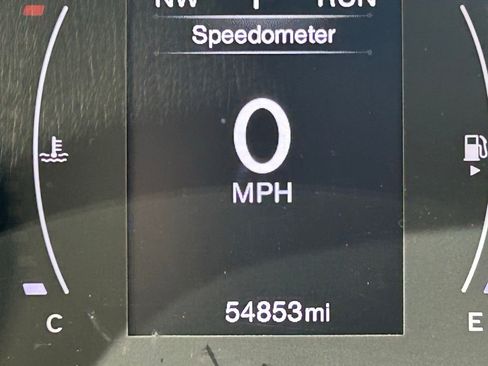 Used 2019 Jeep Renegade Latitude image 13