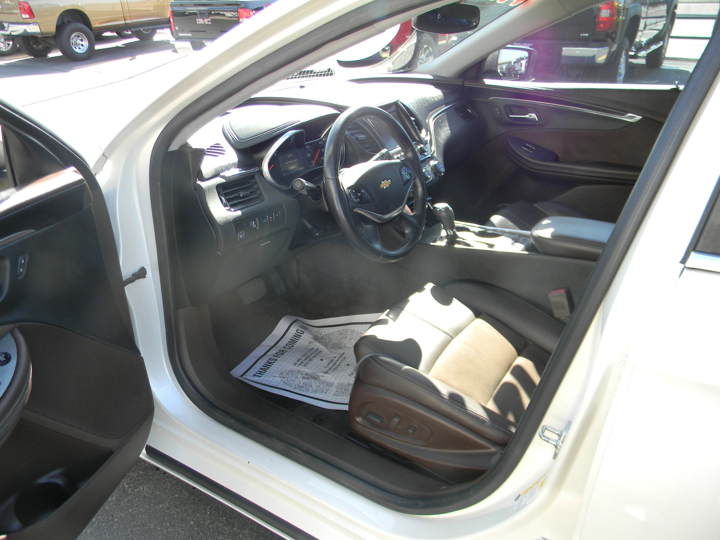 Used 2014 Chevrolet Impala LT w/ Premium Seating Package FWD image 9