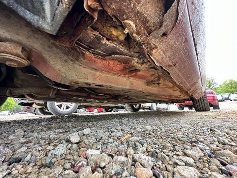 Used 1998 Ford Contour LX FWD image 12
