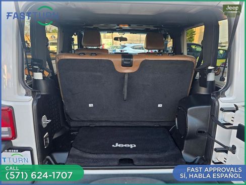 Used 2012 Jeep Wrangler Rubicon w/ PWR Convenience Group image 10