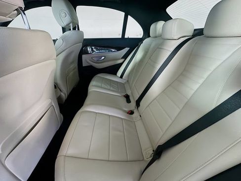 Certified 2022 Mercedes-Benz E 350 Sedan image 25