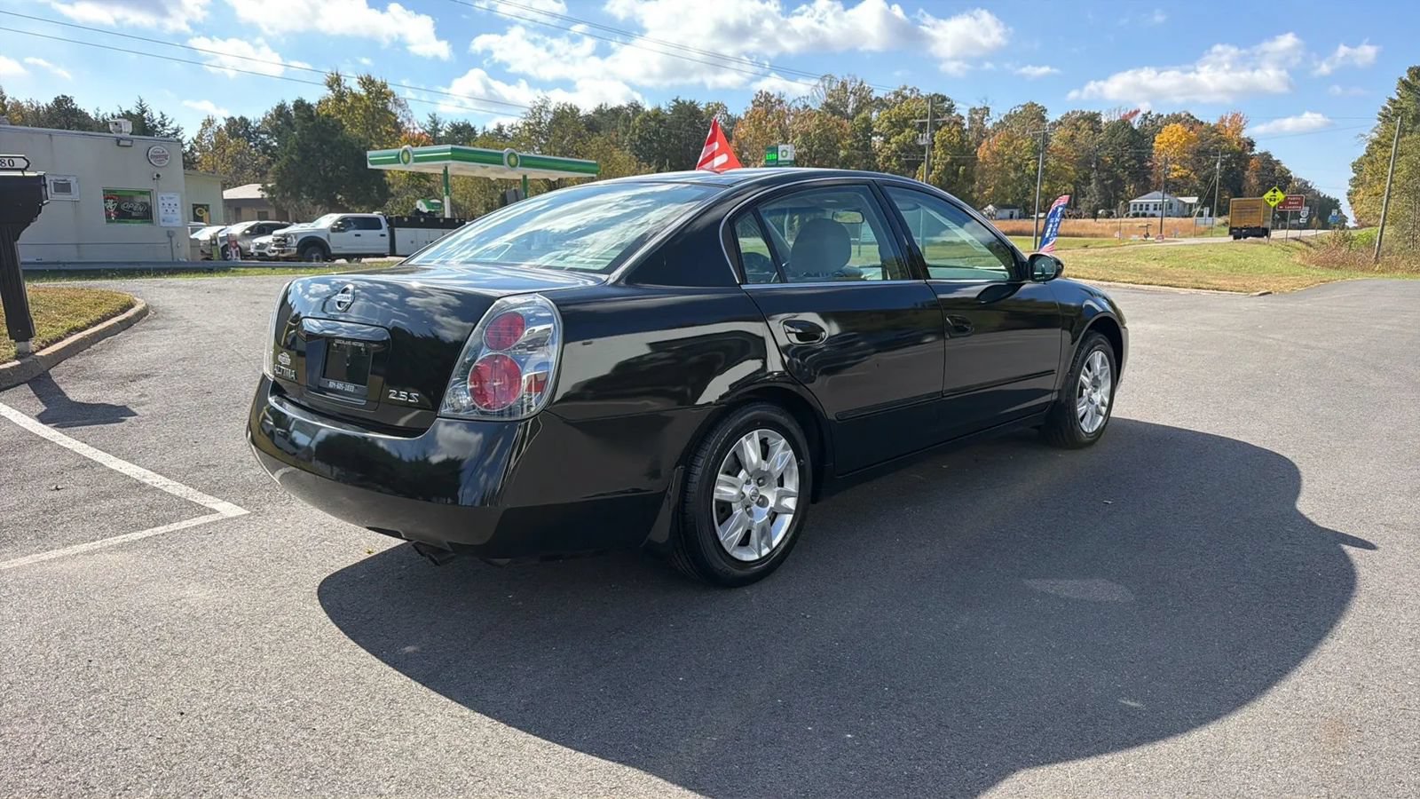 Used 2005 Nissan Altima 2.5 S w/ (S02) Side Airbags Pkg FWD image 7