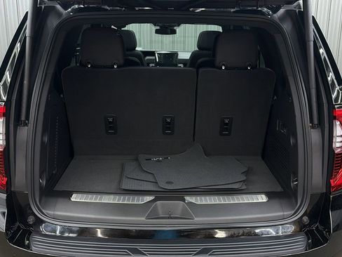 Used 2026 GMC Yukon Denali w/ Sun & Power Step Package AWD/4WD image 13