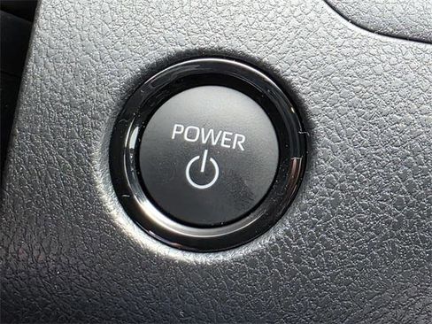 Certified 2026 Toyota Camry SE image 18