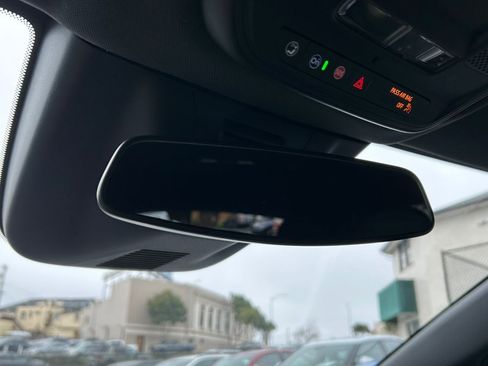 Used 2024 Chevrolet Equinox EV RS image 37