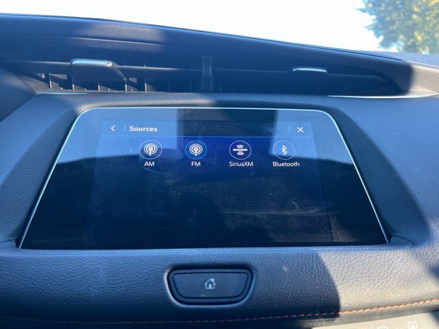 Used 2023 Cadillac XT4 Premium Luxury w/ Enhanced Visibility Package FWD image 26