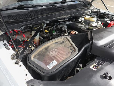 Used 2020 RAM 2500 Laramie w/ Night Edition AWD/4WD image 13