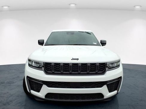 New 2026 Jeep Grand Cherokee Limited AWD/4WD image 4