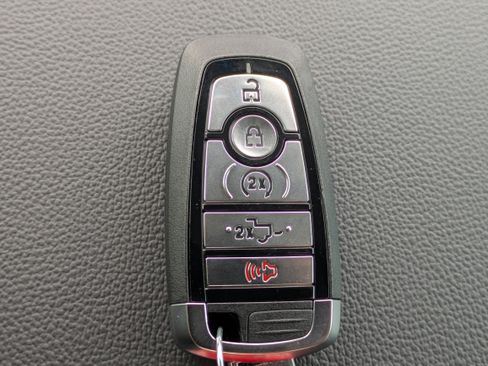 New 2026 Ford F250 Lariat w/ FX4 Off-Road Package image 50