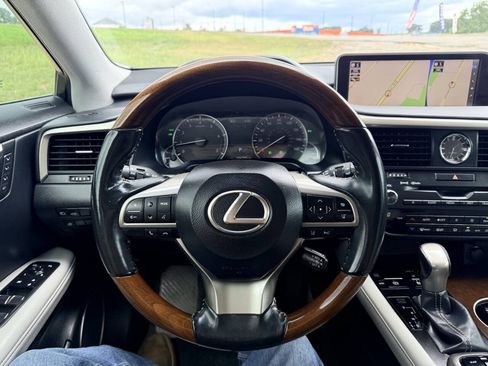 Used 2019 Lexus RX 350 FWD w/ Navigation Package image 18