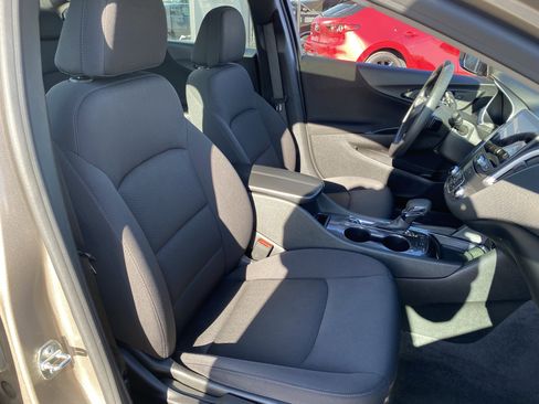 Used 2024 Chevrolet Malibu LT image 26