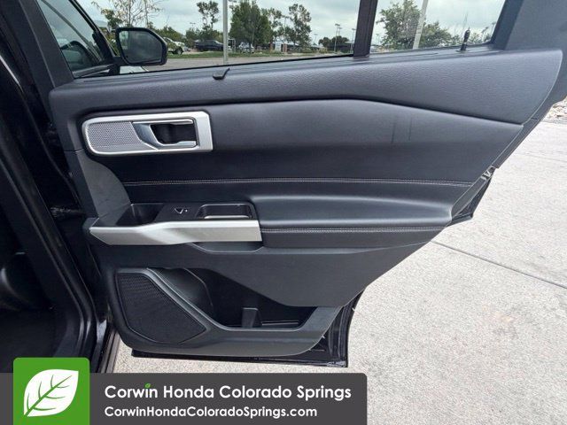Used 2022 Ford Explorer Limited AWD/4WD image 30