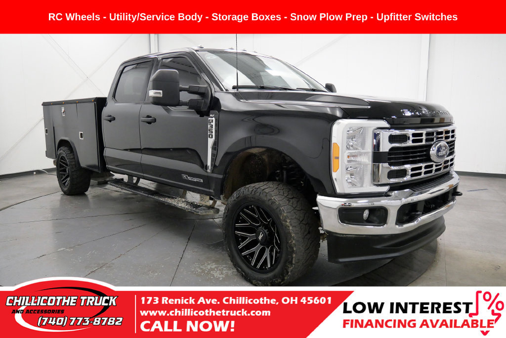 Used 2023 Ford F350 XLT w/ Snow Plow Prep Package AWD/4WD image 1