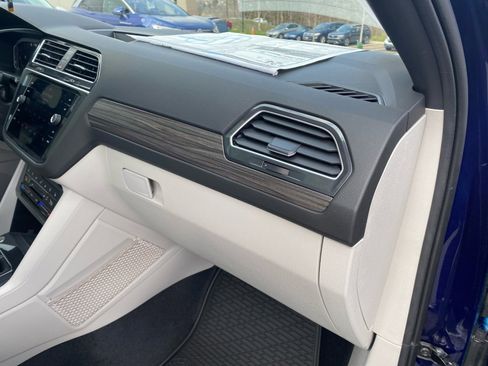 Used 2024 Volkswagen Tiguan SEL R-Line AWD/4WD image 29