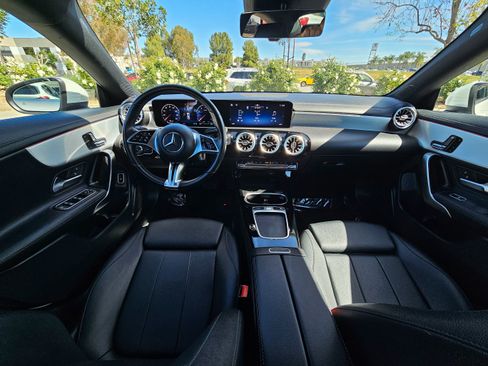 Used 2025 Mercedes-Benz CLA 250 image 21