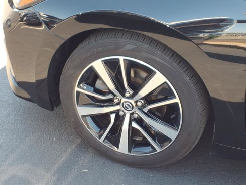 Used 2023 Nissan Maxima SV w/ Floor Mat Group FWD image 32