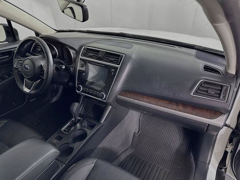 Used 2018 Subaru Outback 2.5i Limited AWD/4WD image 30